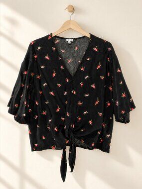 Kismet, Tie-Front Blouse, Black Floral Print, Loose Fit Size Small